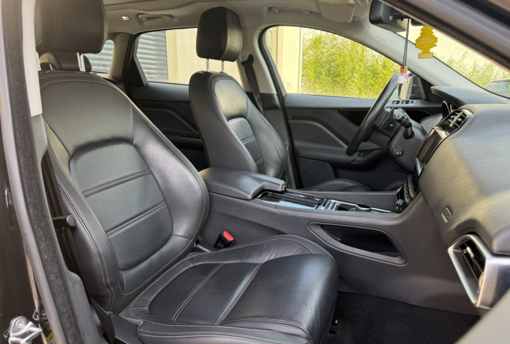 Jaguar F-Pace 2.0D Prestige 4x4 BVA8