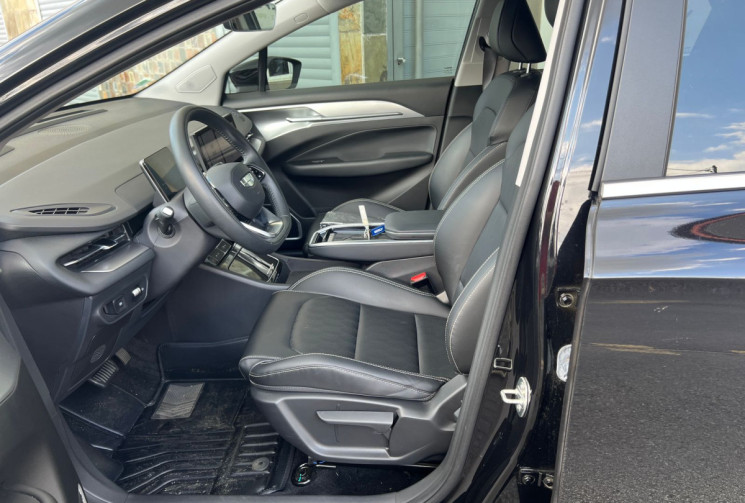 GEELY Geometry C  204 cv