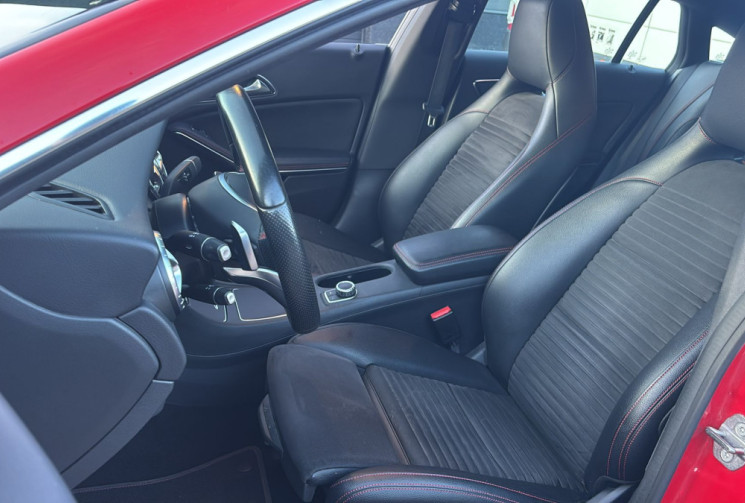 Mercedes CLA SHOOTING BRAKE 180 PHASE 2 PACK AMG 