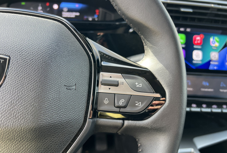 Peugeot 408 Hybrid 136 Allure e-DCS6 / Moteur à Chaine / Caméra 360 / Jantes 19