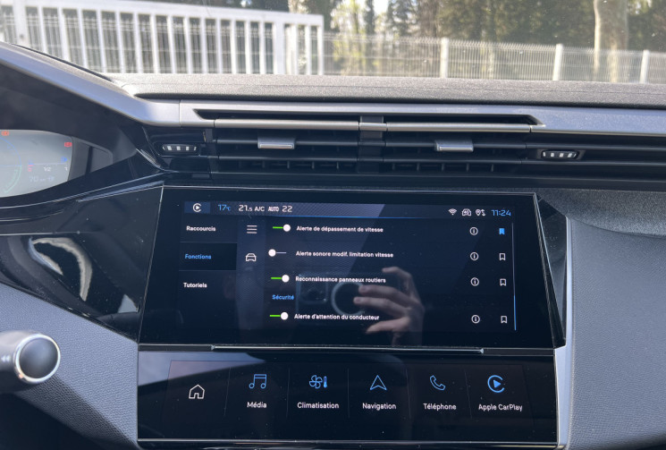 Peugeot 408 Hybrid 136 Allure e-DCS6 / Moteur à Chaine / Caméra 360 / Jantes 19