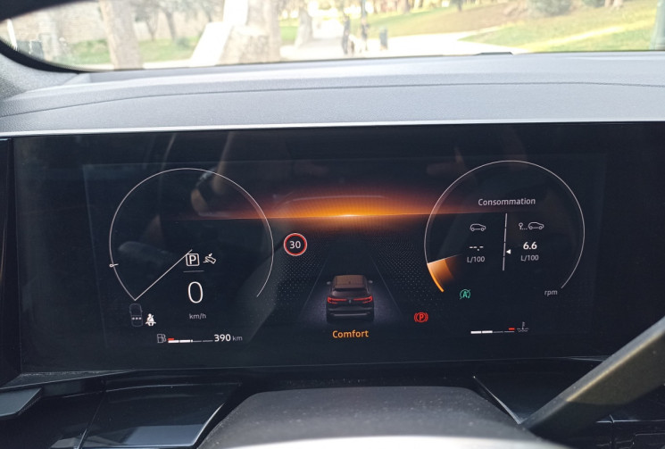 Renault Austral 1.3 TCe mild hybrid 160ch Techno - 1ère Main - Origine France