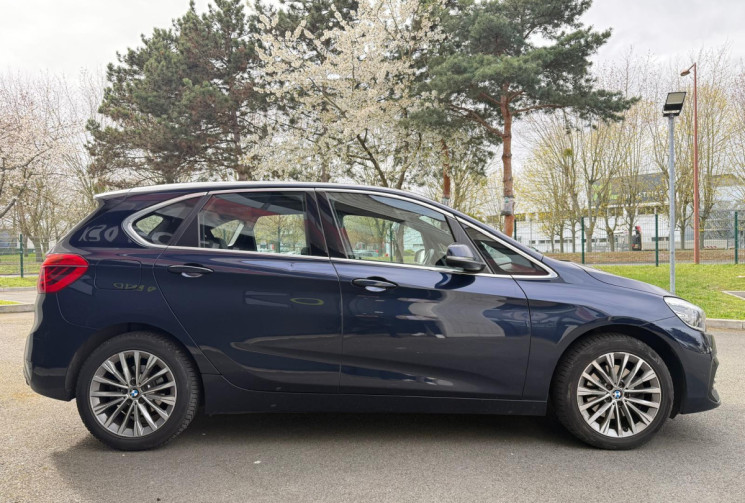 BMW SERIE 2 ACTIVETOURER  F45 LCI 218d 150 ch  Luxury SUIVIS BMW - Toit Ouvrant - Sieges chauffant