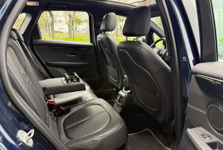 BMW SERIE 2 ACTIVETOURER  F45 LCI 218d 150 ch  Luxury SUIVIS BMW - Toit Ouvrant - Sieges chauffant