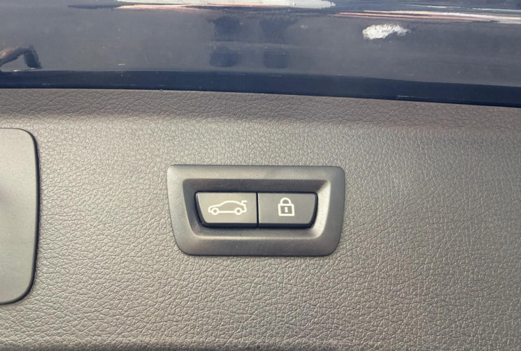 BMW SERIE 2 ACTIVETOURER  F45 LCI 218d 150 ch  Luxury SUIVIS BMW - Toit Ouvrant - Sieges chauffant