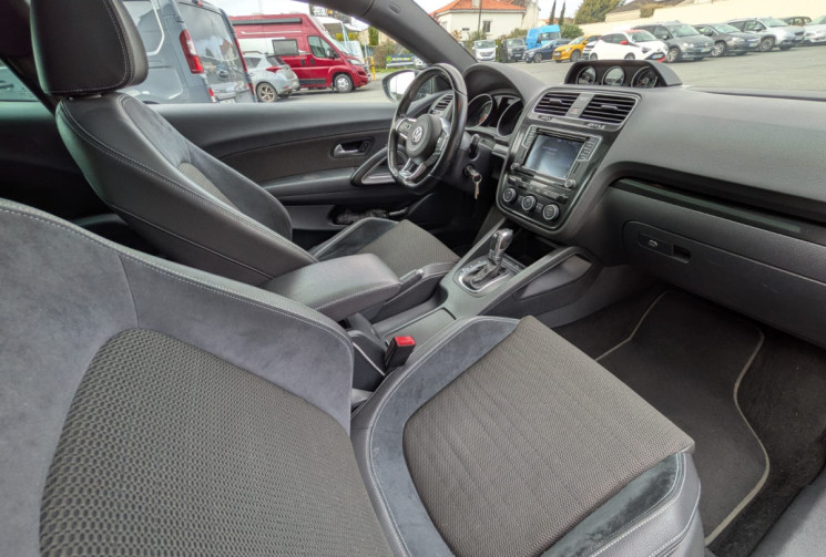 Volkswagen Scirocco   Phase 2 2.0 TDI BLACK CESSION 150 cv - GARANTIE 12 MOIS -