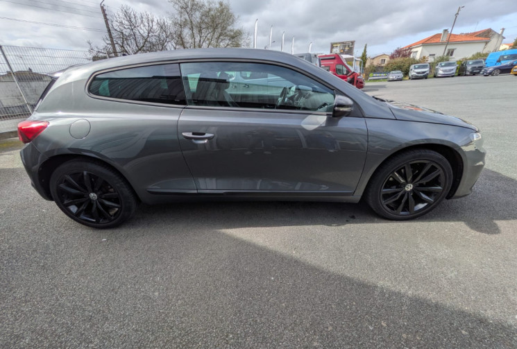 Volkswagen Scirocco   Phase 2 2.0 TDI BLACK CESSION 150 cv - GARANTIE 12 MOIS -