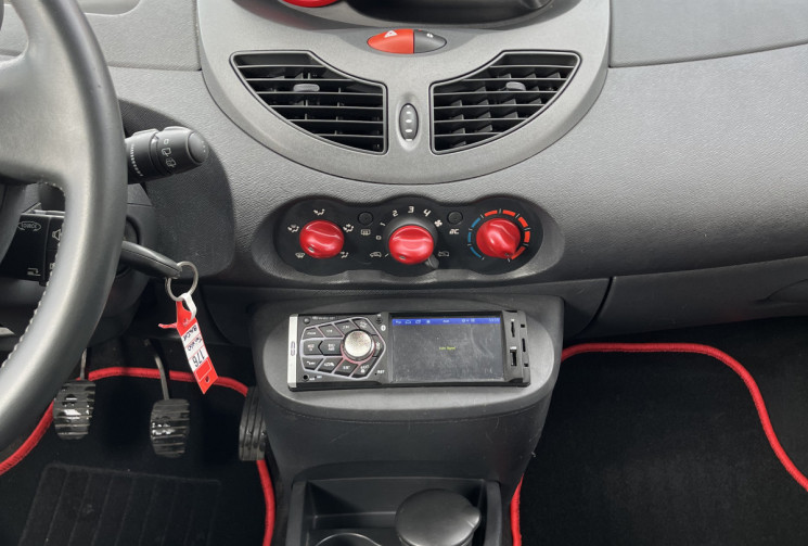 Renault Twingo II Phase 2 1.2 LEV 75 cv