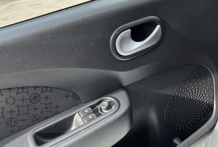 Renault Twingo II Phase 2 1.2 LEV 75 cv