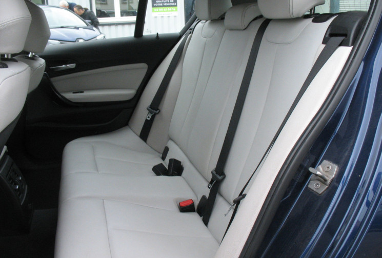 BMW Série 1  118d 143 LOUNGE+ 5 PORTES - CHAINE REMPLACEE