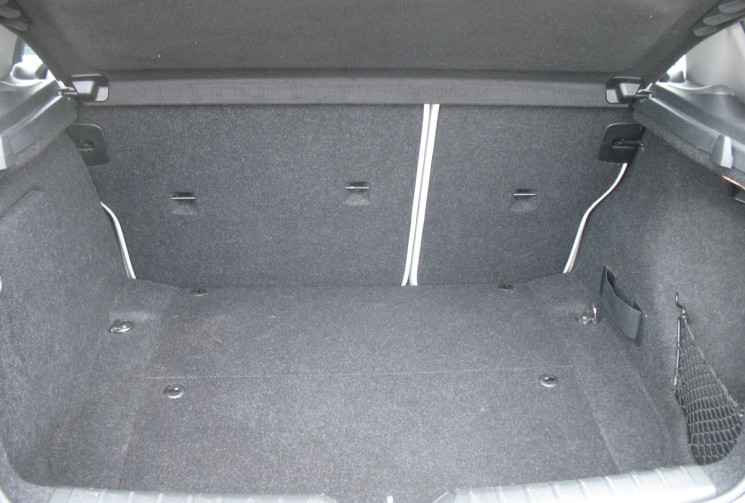 BMW Série 1  118d 143 LOUNGE+ 5 PORTES - CHAINE REMPLACEE