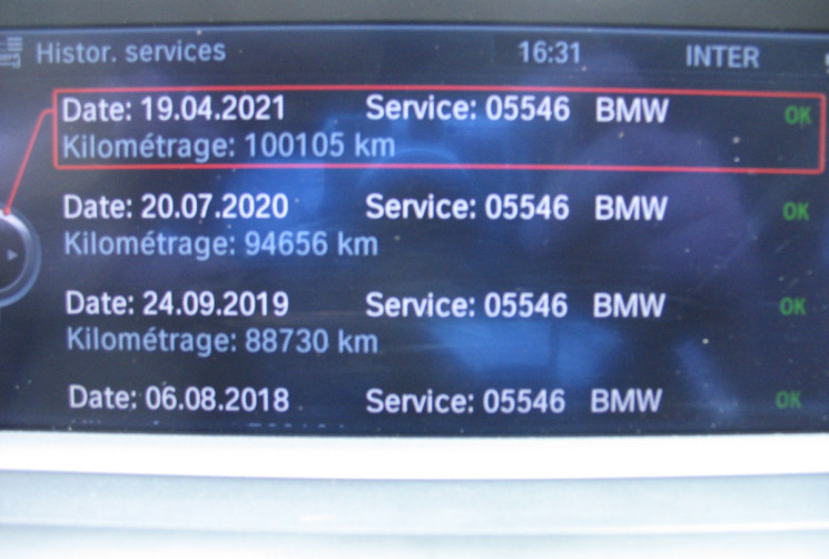 BMW Série 1  118d 143 LOUNGE+ 5 PORTES - CHAINE REMPLACEE