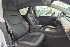 Tesla Model Y STANDARD 299 CV * 1ER MAIN * 4 NOUVEAUX PNEUS 