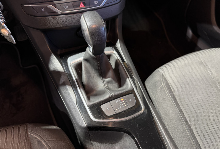 Peugeot 308 GARANTIE 1 ANS 1.6 BlueHDi EAT6 S&S 120 cv 