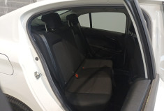 FIAT TIPO 1.3 MultiJet 95 ch Street / Suivi complet Fiat / Moteur à chaîne