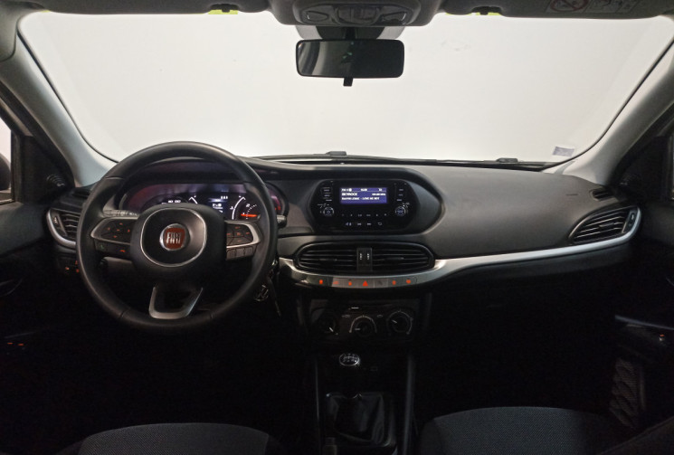 FIAT TIPO 1.3 MultiJet 95 ch Street / Suivi complet Fiat / Moteur à chaîne