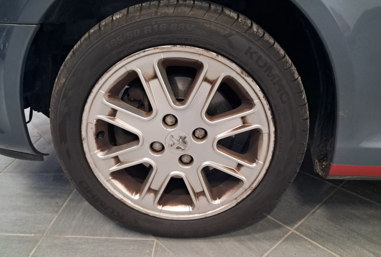 Peugeot 1007  1.6 HDI 110 SPORTY PACK - SUIVI ENTRETIEN -