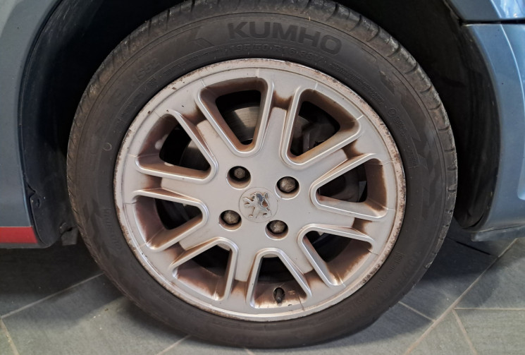 Peugeot 1007  1.6 HDI 110 SPORTY PACK - SUIVI ENTRETIEN -