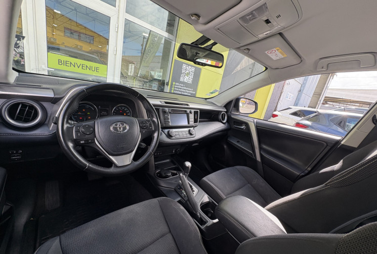 Toyota RAV4 IV Phase 2 2.5 VVTi 16V 197 Hybrid 2WD E-CVT 155 cv Boîte auto / Très faible kilométrage