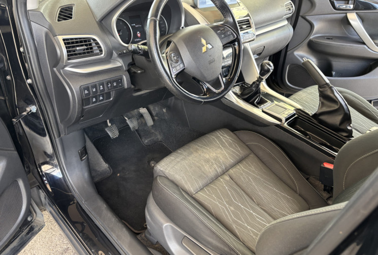 Mitsubishi ECLIPSE CROSS 1.5 MIVEC 163 INVITE 2 WD