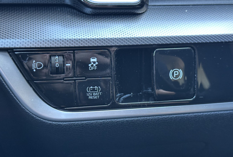 Kia Sportage 1.6 T-GDI 230 ch HEV ACTIVE 4x2 BVA6 / Entretien à jour / Garantie KIA 07-2029