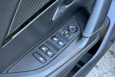 Peugeot 2008 GT Line 1.5 BlueHDI 130 EAT8 / Camera / Carplay / Entretien complet / GARANTIE 6 MOIS 