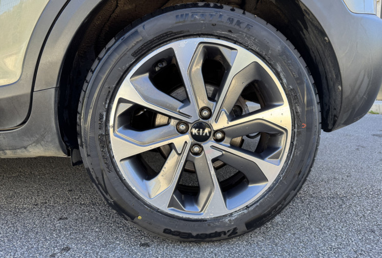 Kia STONIC 1.0 T-GDi 120 DESIGN DCT7 ISG * FULL ENTRETIEN * CT OK * GARANTIE 09/2027