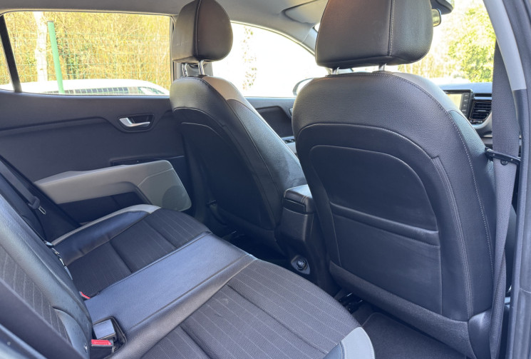 Kia STONIC 1.0 T-GDi 120 DESIGN DCT7 ISG * FULL ENTRETIEN * CT OK * GARANTIE 09/2027
