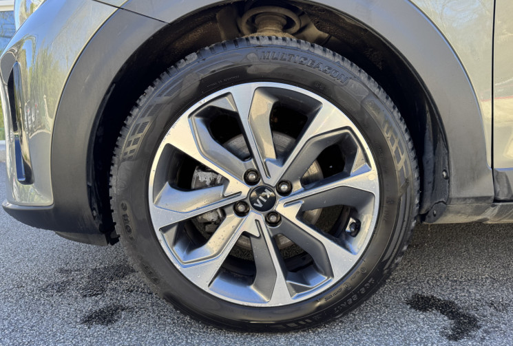 Kia STONIC 1.0 T-GDi 120 DESIGN DCT7 ISG * FULL ENTRETIEN * CT OK * GARANTIE 09/2027