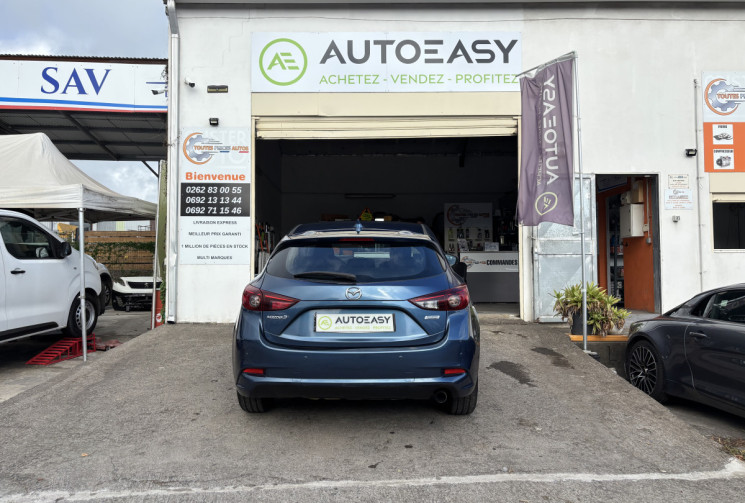 Mazda 3 1.5 D SKYACTIVE 105 ELEGANCE