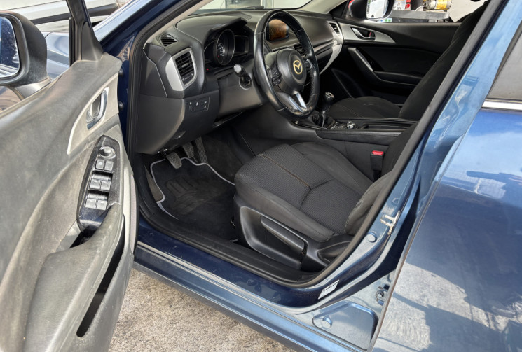 Mazda MAZDA 3 1.5 D SKYACTIVE 105 ELEGANCE