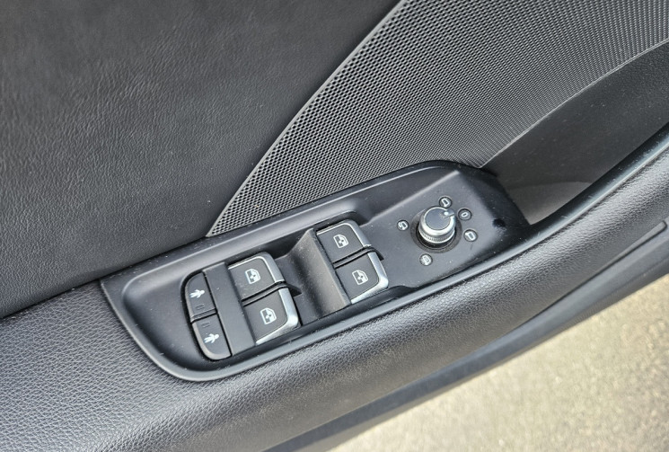 Audi A3 SPORTBACK III PH2 2.0 TDI 150 S-LINE FR VIRTUAL COCKPIT