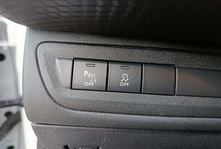 Peugeot 2008 1.6 BlueHDi Style 99 / Courroie de Distribution Ok