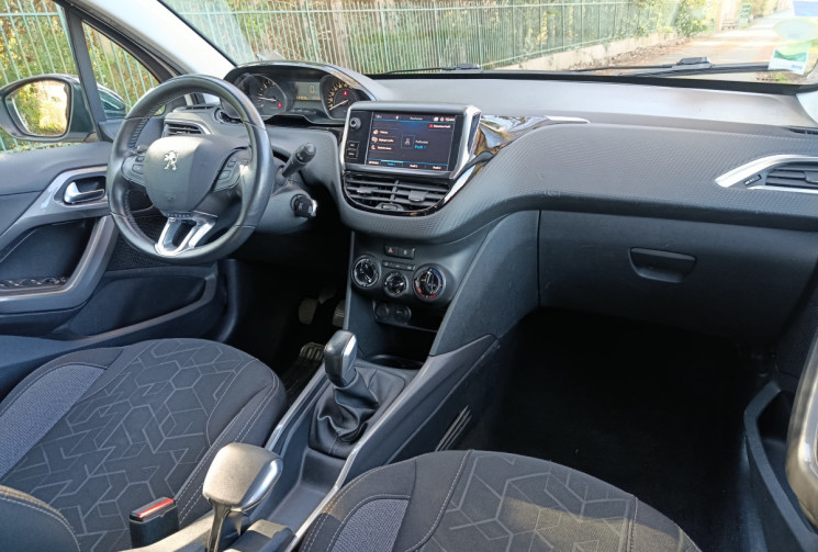 Peugeot 2008 1.6 BlueHDi Style 99 / Courroie de Distribution Ok