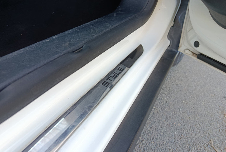 Peugeot 2008 1.6 BlueHDi Style 99