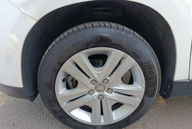 Peugeot 2008 1.6 BlueHDi Style 99