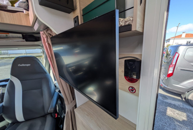 Ford Transit 2.0 TDCI SPORT EDITION S194 170CV CAMERA DE RECUL- APPLE CARPLAY- GARANTIE 12 MOIS - 