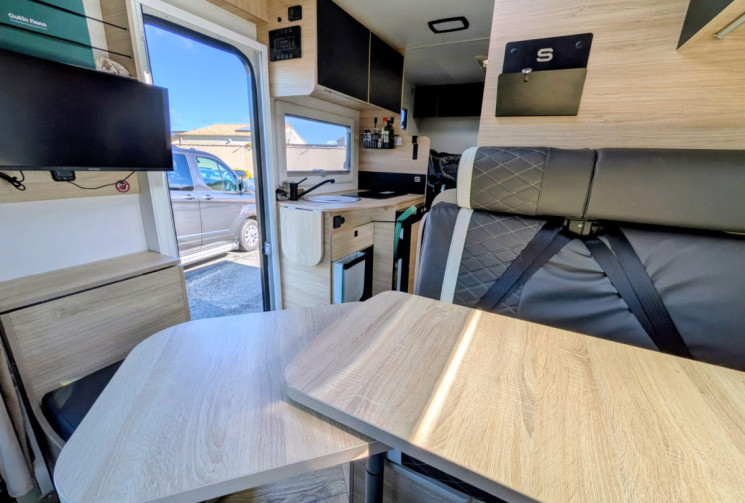 Ford Transit 2.0 TDCI SPORT EDITION S194 170CV CAMERA DE RECUL- APPLE CARPLAY- GARANTIE 12 MOIS - 