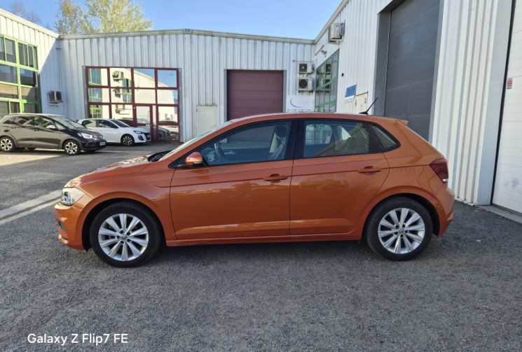Volkswagen Polo VI 1.0 TSI BMT 95 CV * EDITION * CARPLAY * CAMERA