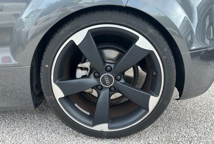 Audi TT Coupé 1.8 TFSI 160 Ch S Line * FAIBLE KILOMETRAGE * RADAR ARR * VOLANT MEPLAT