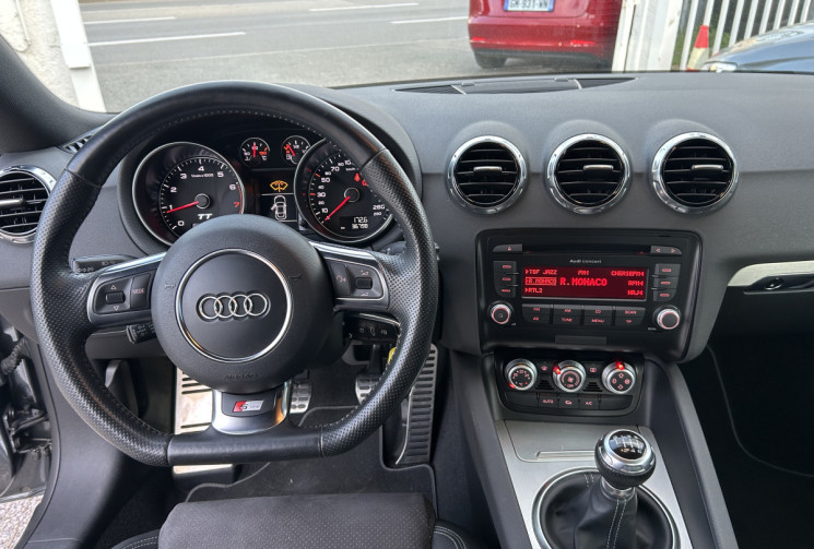 Audi TT Coupé 1.8 TFSI 160 Ch S Line * FAIBLE KILOMETRAGE * RADAR ARR * VOLANT MEPLAT