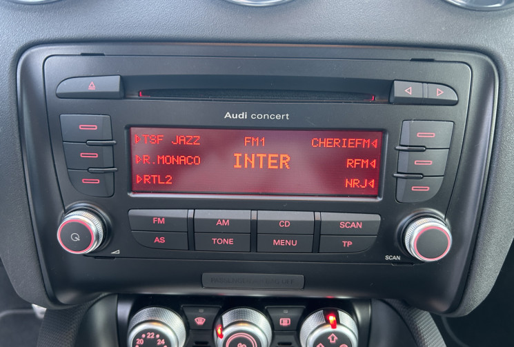 Audi TT Coupé 1.8 TFSI 160 Ch S Line * FAIBLE KILOMETRAGE * RADAR ARR * VOLANT MEPLAT