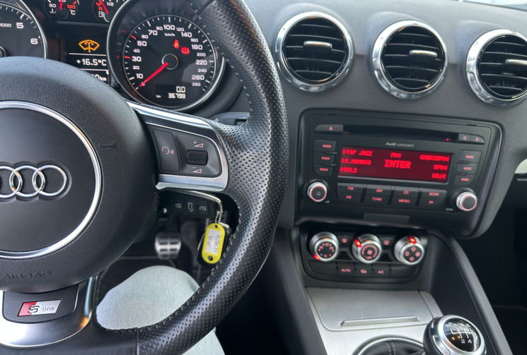 Audi TT Coupé 1.8 TFSI 160 Ch S Line * FAIBLE KILOMETRAGE * RADAR ARR * VOLANT MEPLAT