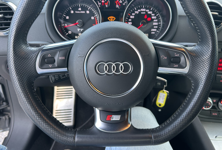 Audi TT Coupé 1.8 TFSI 160 Ch S Line * FAIBLE KILOMETRAGE * RADAR ARR * VOLANT MEPLAT