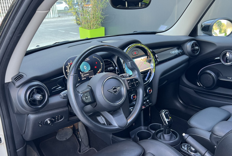 Mini Mini Cooper 1.5 136 BVA7 Camden / 1ère Main / Toit Ouvrant / Carplay / Caméra 