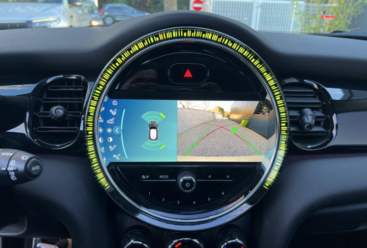 Mini Mini Cooper 1.5 136 BVA7 Camden / 1ère Main / Toit Ouvrant / Carplay / Caméra 