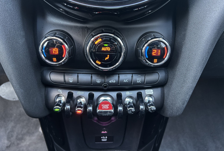 Mini Mini Cooper 1.5 136 BVA7 Camden / 1ère Main / Toit Ouvrant / Carplay / Caméra 