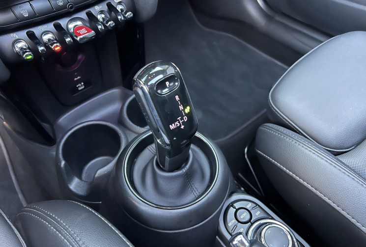 Mini Mini Cooper 1.5 136 BVA7 Camden / 1ère Main / Toit Ouvrant / Carplay / Caméra 