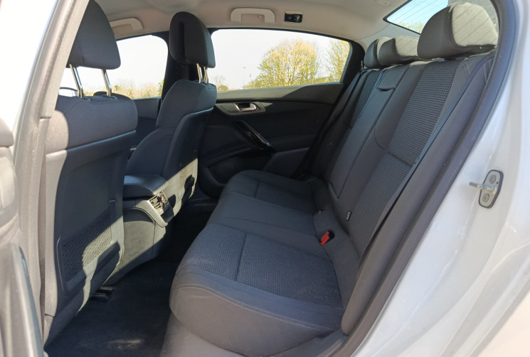 Peugeot 508 Phase 2 Berline 1.6 e-HDI ETG6 S 115 cv/ Courroie de distribution ok