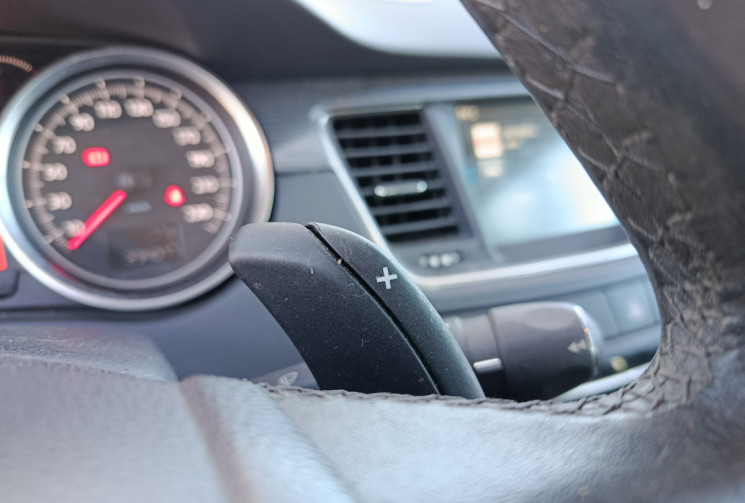 Peugeot 508 Phase 2 Berline 1.6 e-HDI ETG6 S 115 cv/ Courroie de distribution ok